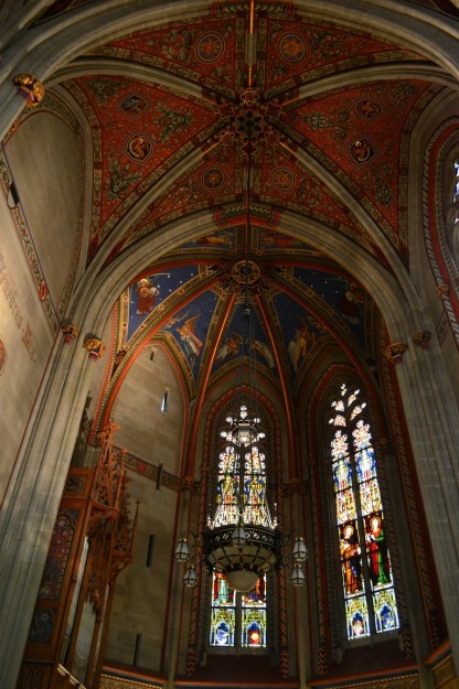 Hermosas decoraciones en la Catedral de Ginebra